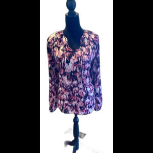 Simply Vera Blouse Size XL Purple Pink Top V Tie Neck Rounded Hemline Silky Feel